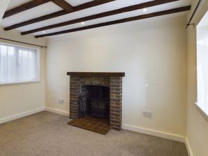 Dining room - click for photo gallery